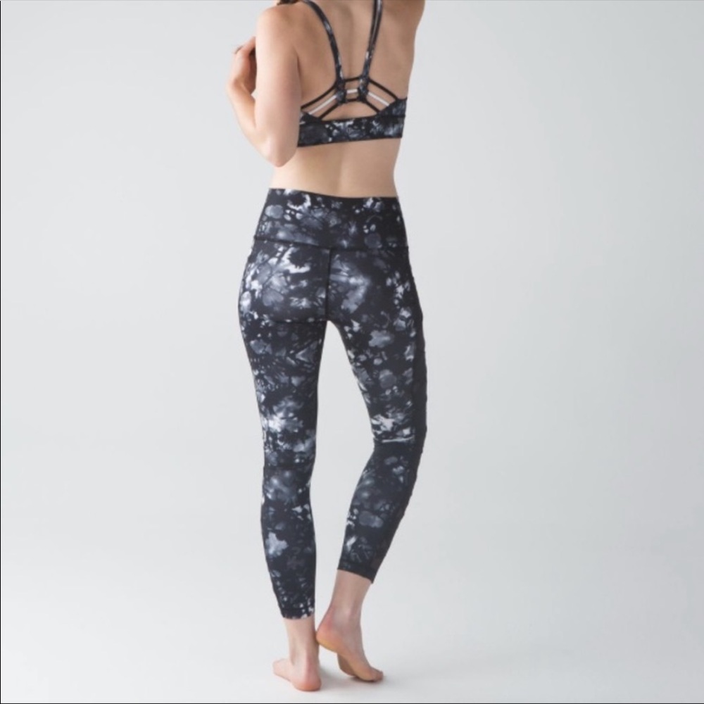 lululemon salutation Crop dusk dye